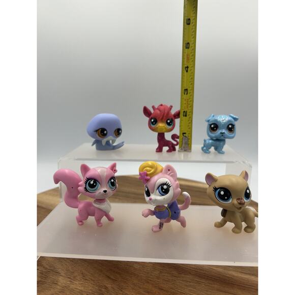 Littlest Pet Shop Hasbro Lot of 6 Mini LPS Animal Figures Cat Dog Walrus Deer - Picture 11 of 11